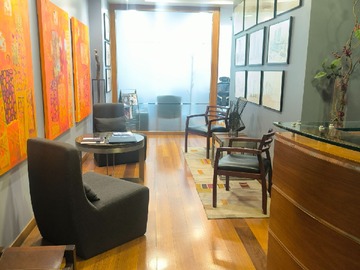 Oficina en venta en Rosario Norte 555, Las Condes, Región Metropolitana de Santiago 7550000, Chile, Las Condes - 2 baños