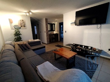 Casa en venta en Alto Manquehue 9, Quilpué - 4 dormitorios, 2 baños