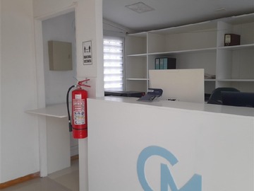 Local Comercial en arriendo mensual en Av. Rinconada - Pasaje Los Universitarios, Maipú - 3 baños