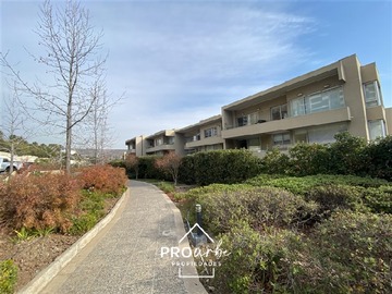 Departamento en arriendo mensual en San Carlos de Apoquindo - Carlos Peña Otaegui, Las Condes - 2 dormitorios, 2 baños