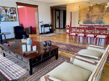Departamento en venta en Barrio el golf, Las Condes - 4 dormitorios, 5 baños