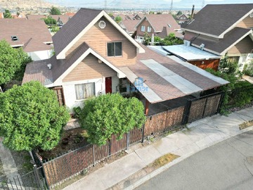 Casa en venta en Las cimas, Til til - 3 dormitorios, 3 baños