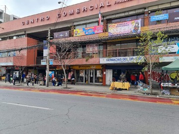 Local Comercial en arriendo mensual en Caracol Franklin (65554), Santiago - 1 baño