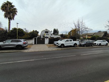 Casa en venta en Padre hurtado central 941, Las Condes - 6 dormitorios, 4 baños