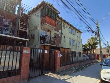 Departamento en venta en Av. Central 3980, Pedro Aguirre Cerda - 3 dormitorios, 1 baño