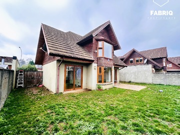 Casa en venta en Martin lutero 02806, Temuco - 3 dormitorios, 3 baños