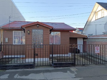 Casa en venta en lago pehoe, Punta Arenas - 2 dormitorios, 2 baños