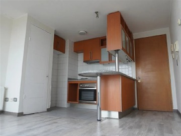 Departamento en arriendo mensual en Metro Escuela Militar, Las Condes - 1 dormitorio, 1 baño