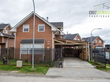 Casa en venta en villa Quilén, Puerto Varas - 3 dormitorios, 3 baños