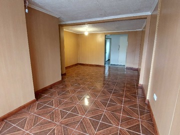 Casa en venta en Venta Amplia Casa 2 pisos en Villa Alemana (74679), Villa Alemana - 6 dormitorios, 2 baños