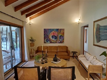 Casa en arriendo mensual en Avenida chicureo con camino el algarrobo, Colina - 5 dormitorios, 5 baños