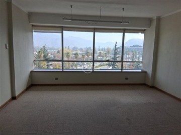 Oficina en arriendo mensual en Avda. La Dehesa / El Gabino, Lo Barnechea - 1 dormitorio, 1 baño