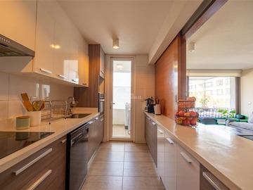 Departamento en arriendo mensual en Candelaria Goyenechea - Vespucio, Vitacura - 3 dormitorios, 3 baños