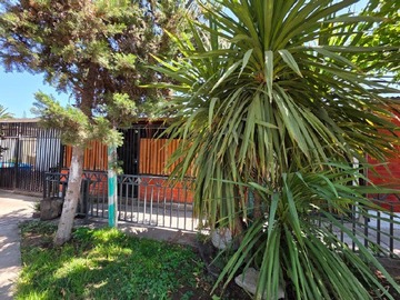 Casa en venta en Fueguinos 9118, Las Condes - 2 dormitorios, 1 baño