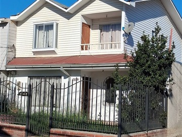 Casa en venta en Tiziano vecellio, Rancagua - 5 dormitorios, 2 baños