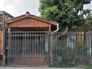 Casa en venta en Se vende casa villa Versalles metro Parcelas (176734), Maipú - 2 dormitorios, 2 baños