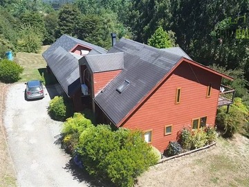 Casa en venta en Condominio San Ignacio, camino Las Lomas, Puerto Varas - 6 dormitorios, 4 baños