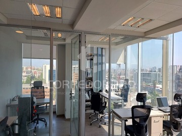 Oficina en venta en Oficina con 2 privados, sala de reuniones, 1baño y 1 bodega., Providencia - 2 dormitorios, 1 baño