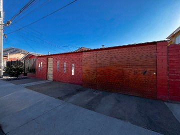 Casa en venta en Casa en Venta en la Florida, La Serena. - 3 dormitorios, 1 baño