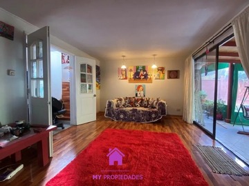 Casa en arriendo mensual en Avda consistorial 2325, Peñalolén - 5 dormitorios, 5 baños