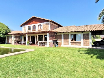 Casa en venta en Avda. Alessandri, parcela 23, San Isidro, Quillota, Quillota - 7 dormitorios, 6 baños
