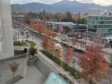 Oficina en arriendo mensual en Los cactus 213 mts 2. Amoblada acepta ofertas, Lo Barnechea - 6 dormitorios, 4 baños