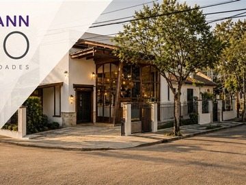 Local Comercial en arriendo mensual en rapa nui 240, Recoleta - 2 baños