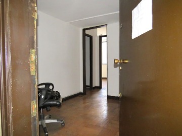 Oficina en arriendo mensual en Compañía de Jesus, Santiago - 3 dormitorios, 1 baño