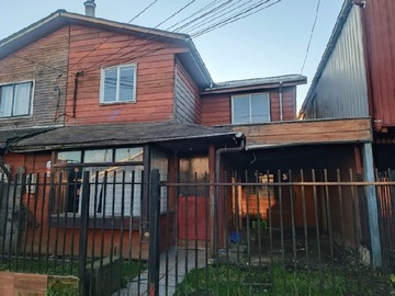 Casa en arriendo mensual en Av. Pte. Alessandri, Puerto Montt - 4 dormitorios, 2 baños