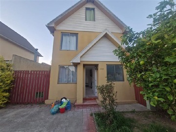 Casa en arriendo mensual en Llanos de curauma, Valparaíso - 3 dormitorios, 2 baños