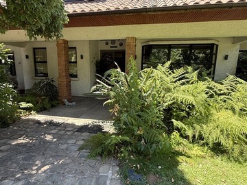 Casa en arriendo mensual en condominio la capilla, Talca - 6 dormitorios, 6 baños