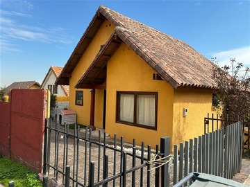 Casa en venta en Los encinos central 9113, La Florida - 4 dormitorios, 2 baños