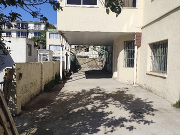 Casa en venta en Se Vende Casa Amplia Recreo Bjo - 5 dormitorios, 3 baños