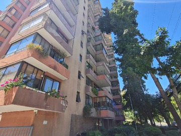 Departamento en venta en Martín Alonso Pinzón 5650, Las Condes, Región Metropolitana de Santiago 7550000, Chile, Las Condes - 4 dormitorios, 3 baños