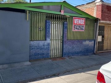 Casa en venta en Pasaje Pedrarovik 1671, Cerro Navia - 2 dormitorios, 1 baño