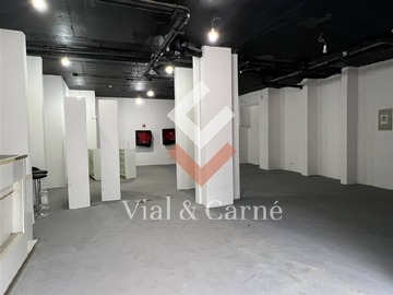 Local Comercial en arriendo mensual en Arauco 957, Santiago - 1 baño