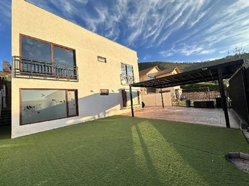 Casa en venta en Oportunidad de precio Casa Ciudad de los Vall (143170), Pudahuel - 6 dormitorios, 5 baños