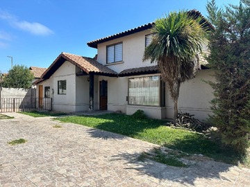 Casa en venta en Avenida Santa Herminia 1551, Padre Hurtado - 5 dormitorios, 4 baños