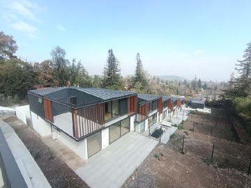 Casa en venta en Refugio san carlos de apoquindo, Las Condes - 4 dormitorios, 4 baños