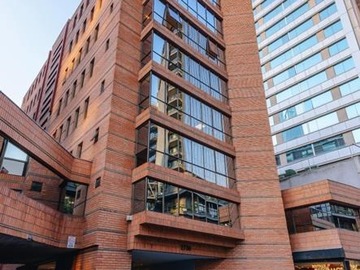 Oficina en arriendo mensual en Avenida El Bosque - Roger de Flor - Encomenderos - Barrio El Golf en Las Condes, Las Condes