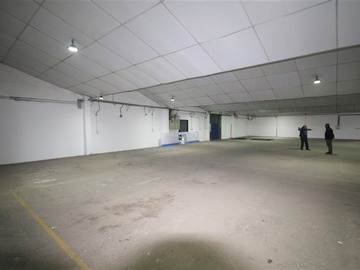 Bodega en arriendo mensual en Obispo Arturo Espinoza con Los Plátanos, Macul - 5 baños