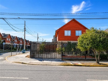 Casa en venta en Villa Bicentenario, Talca - 4 dormitorios, 2 baños