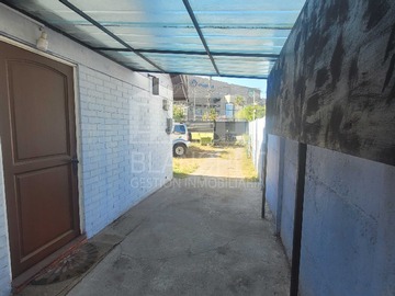 Casa en venta en Casa Departamental Metro (158987), Macul - 3 dormitorios, 2 baños