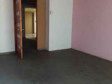 Oficina en venta en Doctor Sótero del Río, Santiago - 1 dormitorio, 1 baño