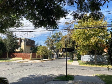 Casa en venta en Metro Príncipe de Gales / excelente ubicación (169682), Ñuñoa - 4 dormitorios, 2 baños