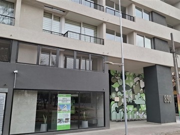 Local Comercial en venta en Av. Ricardo Cumming, Santiago - 1 baño