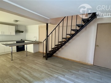 Casa en venta en Amplia casa remodelada es la mejor opción de venta, Conchalí - 4 dormitorios, 3 baños