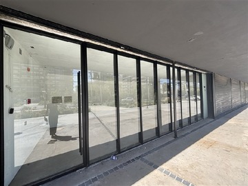 Local Comercial en arriendo mensual en Av San Eugenio, Metro Irarrázabal, Ñuble, Ñuñoa - 1 baño