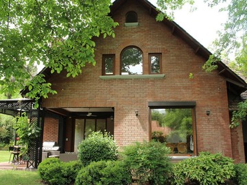 Casa en venta en Bernardo larrain cotapos 11970, Lo Barnechea - 7 dormitorios, 5 baños