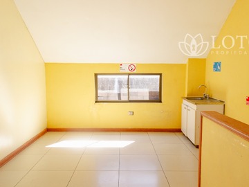 Oficina en arriendo mensual en Arlegui, Viña del Mar - 2 dormitorios, 1 baño